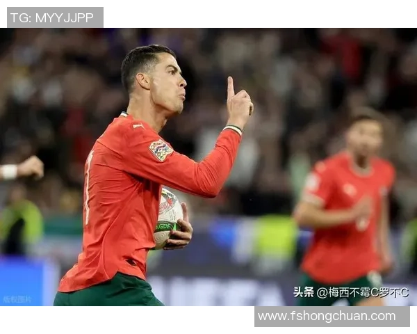 足球球星独特笔画手势解析与背后寓意探讨